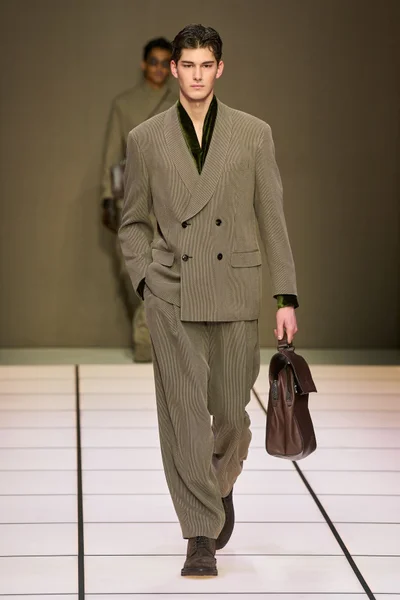 Look 31